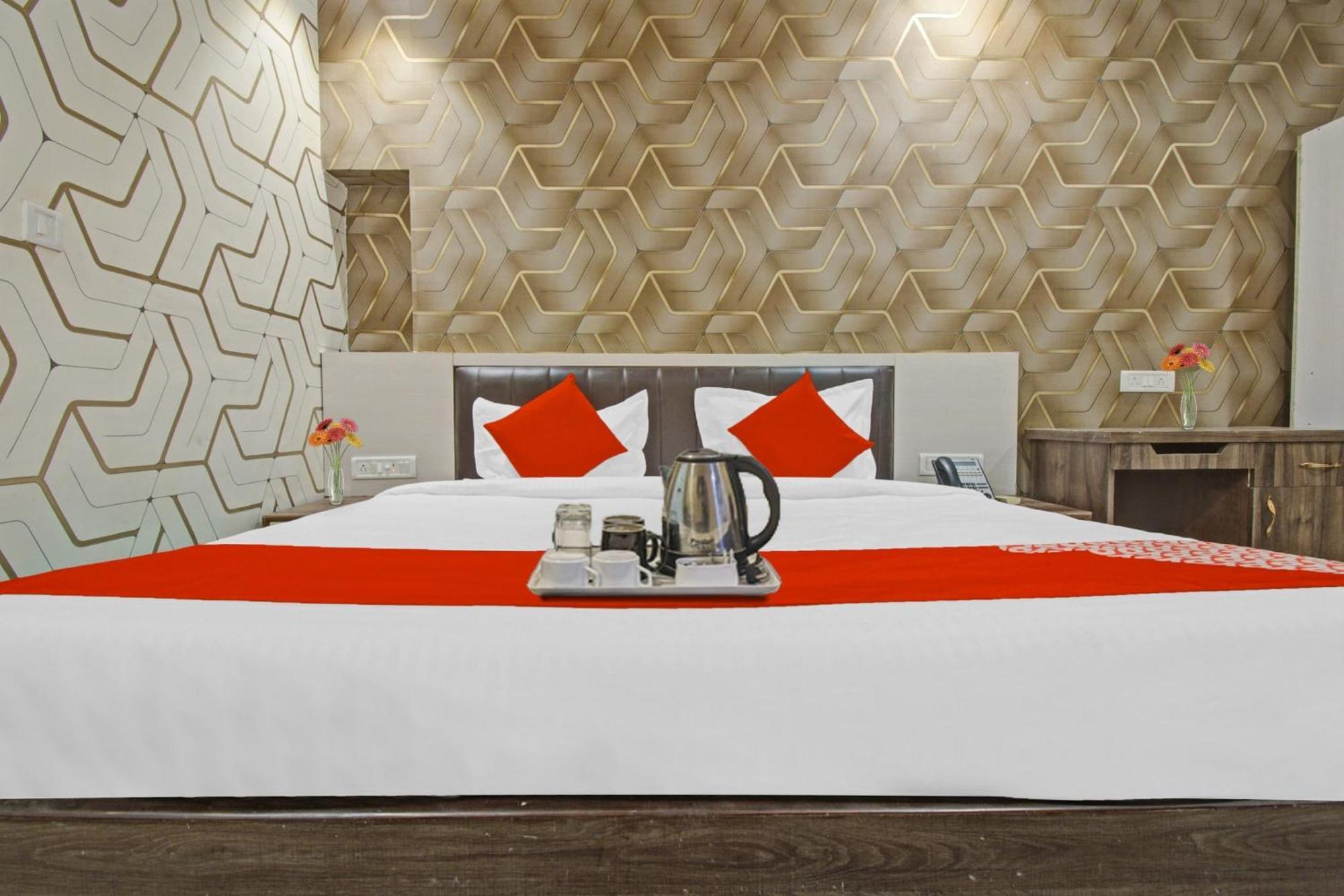 Hotel O Shree Mangalkamna Джайпур Екстериор снимка
